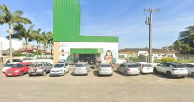 Adolescente é apreendido por agressão com canivete próximo a escola em Navegantes