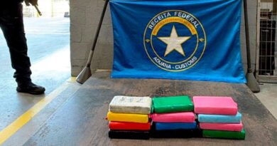 Cocaína é encontrada em carga de frango no Porto de Navegantes e teria destino à Europa