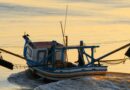 Geolocalizadores chegam a Navegantes e reforçam segurança dos pescadores artesanais no mar